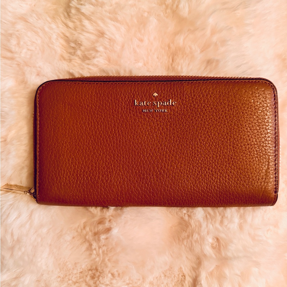 Kate Spade New York Continental Zip Around Wallet – Brown